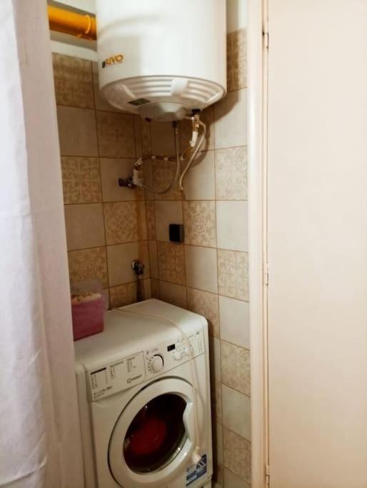Romantic Apartment Ideal For Women! Athens Exterior photo